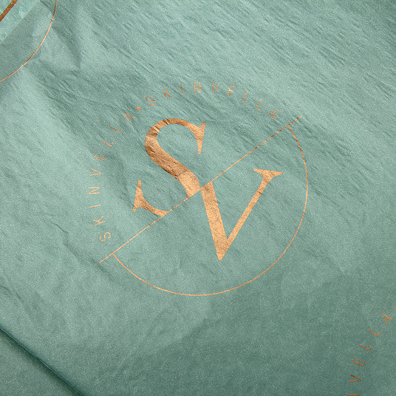 Seidenpapier für nachhaltige Schönheitsverpackungen mit benutzerdefiniertem Roségoldfolien-Logo